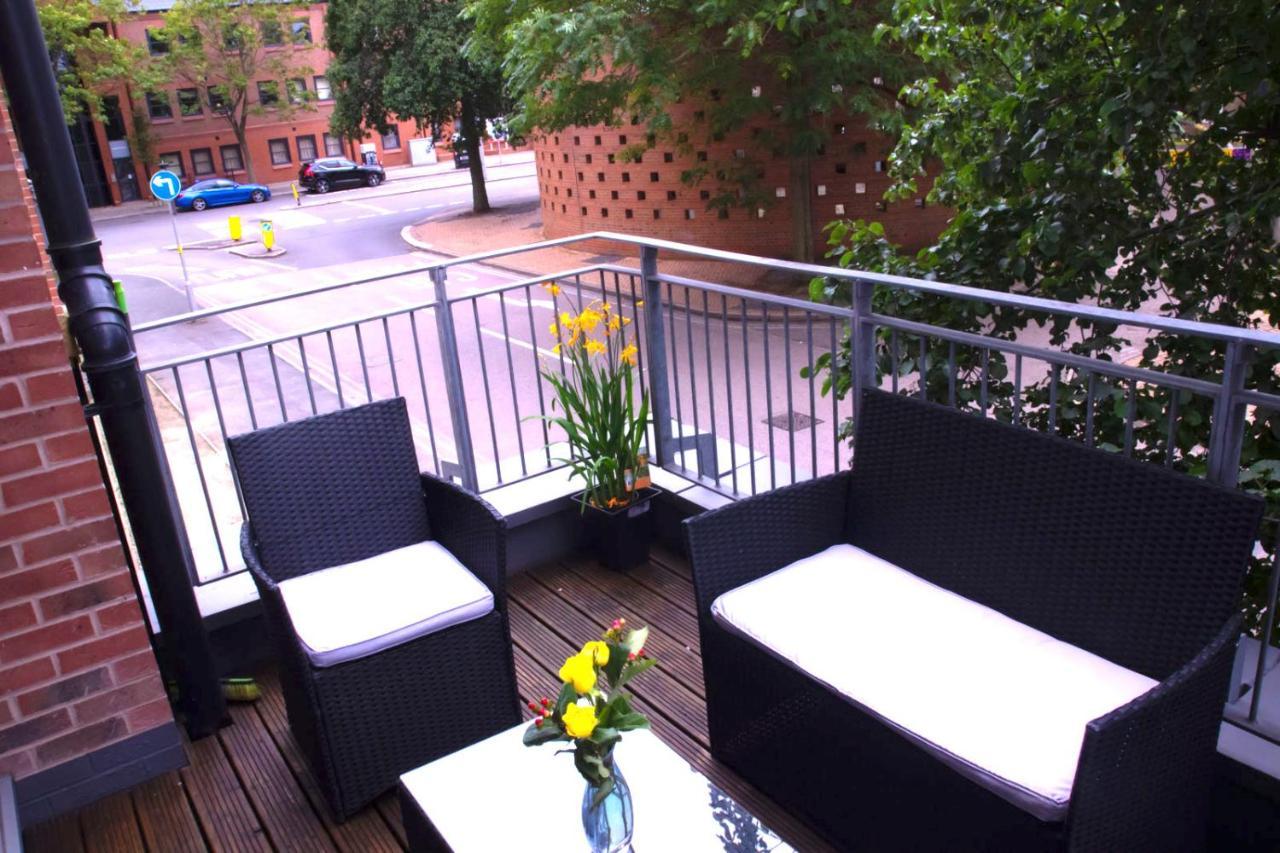 Allen Luxury Apartment Ковентри Экстерьер фото