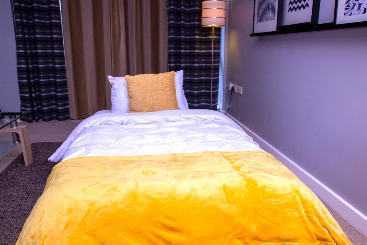 Allen Luxury Apartment Ковентри Экстерьер фото